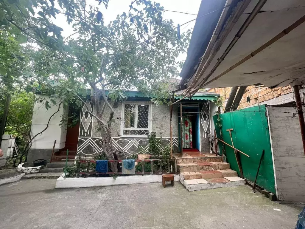 2-к кв. Крым, Ялта ул. Шеломеевская, 6 (72.0 м) - Фото 0