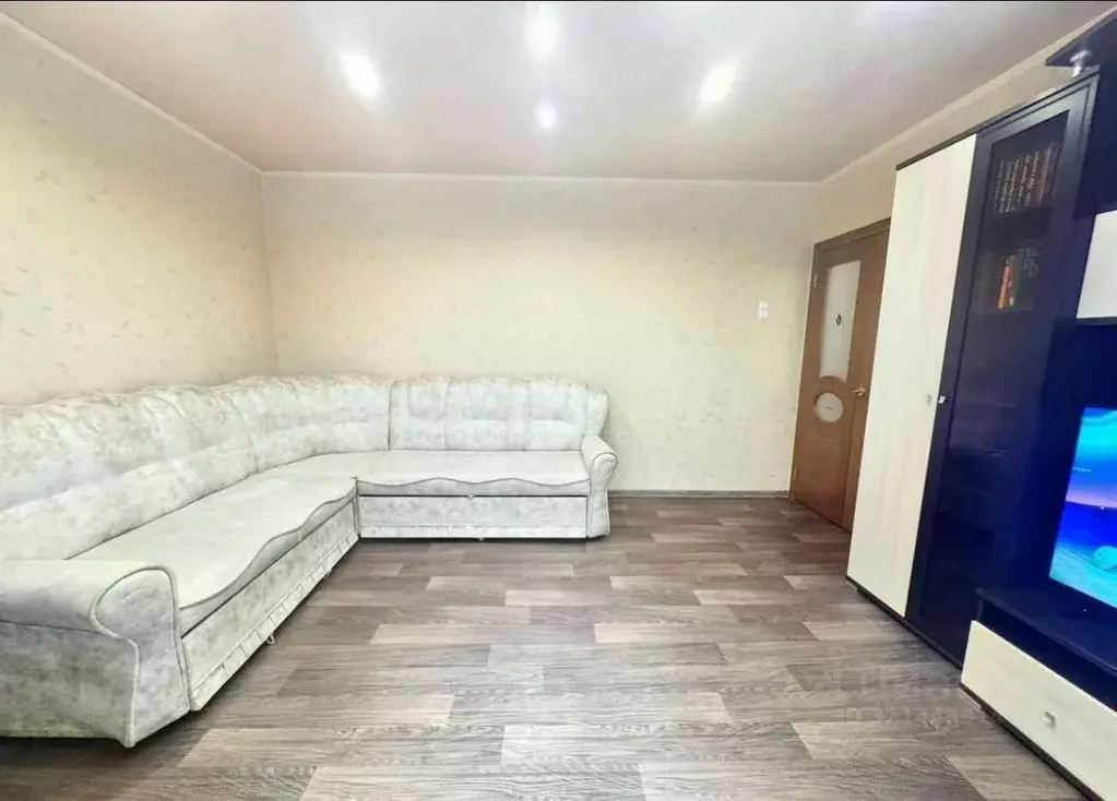 2-к кв. Новосибирская область, Новосибирск Лазурная ул., 22 (50.0 м) - Фото 0