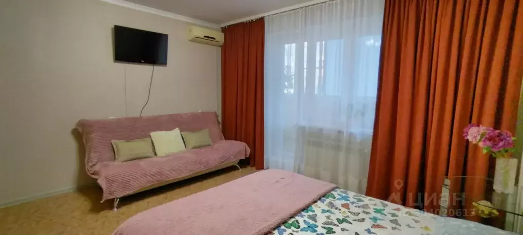 1-к кв. Омская область, Омск бул. Архитекторов, 17 (45.0 м) - Фото 1