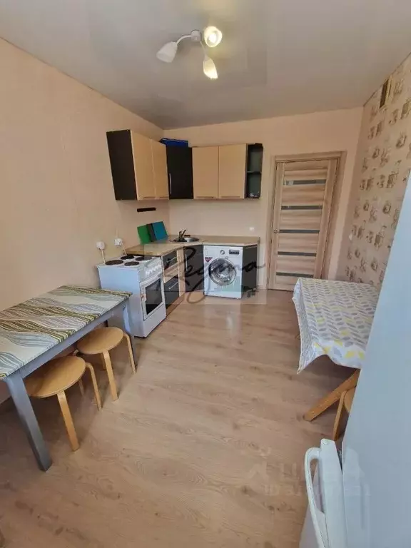 3-к кв. Башкортостан, Уфа Комсомольская ул., 148 (90.0 м) - Фото 1