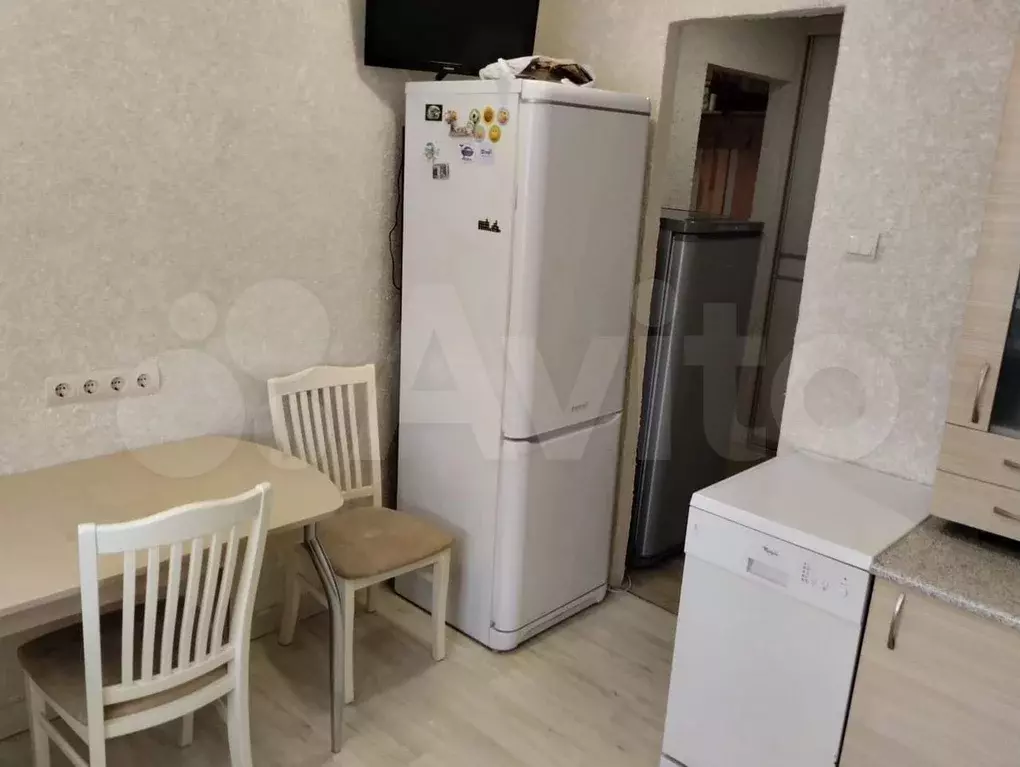 2-к. квартира, 54 м, 8/9 эт. - Фото 1