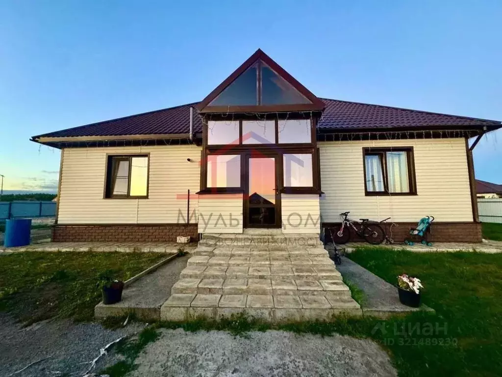 Дом в Белгородская область, Старый Оскол ул. Михайловская, 81Г (130 м) - Фото 0