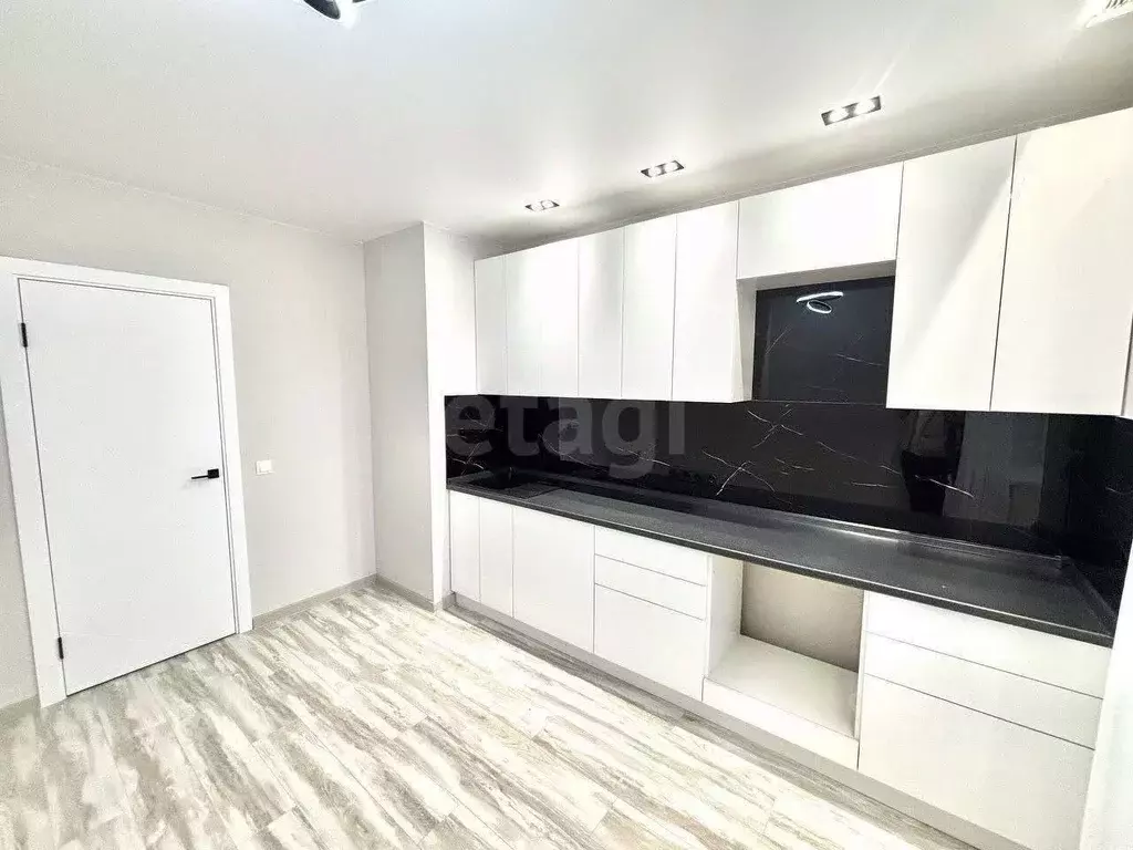 2-к кв. Липецкая область, Липецк ул. Василия Саунина, 1 (68.5 м) - Фото 1