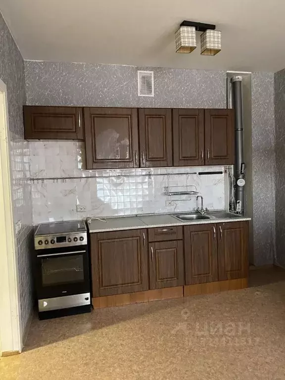 2-к кв. Алтайский край, Барнаул ул. 65 лет Победы, 41 (44.1 м) - Фото 2