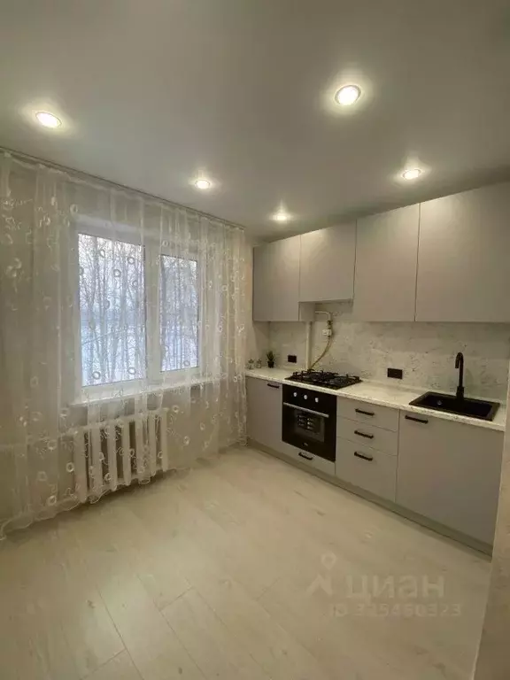 1-к кв. Чувашия, Новочебоксарск ул. 10-й Пятилетки, 32 (35.0 м) - Фото 2