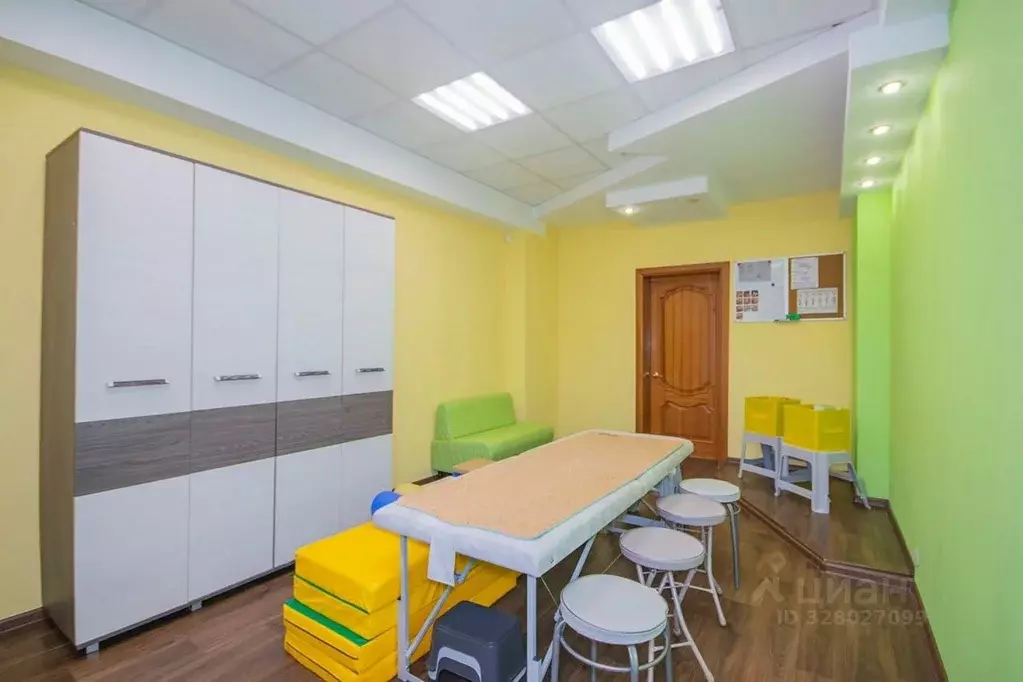 Офис в Свердловская область, Екатеринбург ул. Баумана, 5 (83 м) - Фото 1