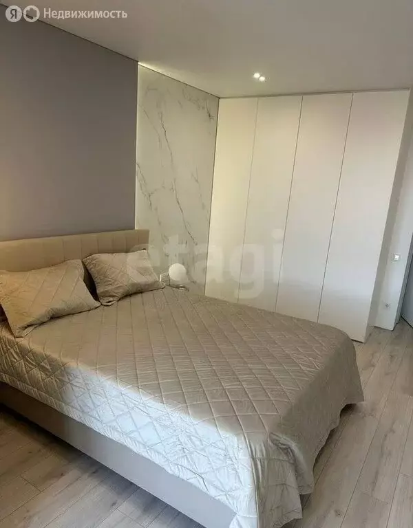 2-комнатная квартира: Зеленоградск, улица Ткаченко, 5А (65.5 м) - Фото 1