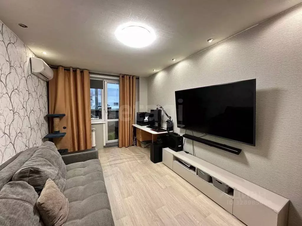 2-к кв. Алтайский край, Барнаул ул. Никитина, 107 (42.2 м) - Фото 1