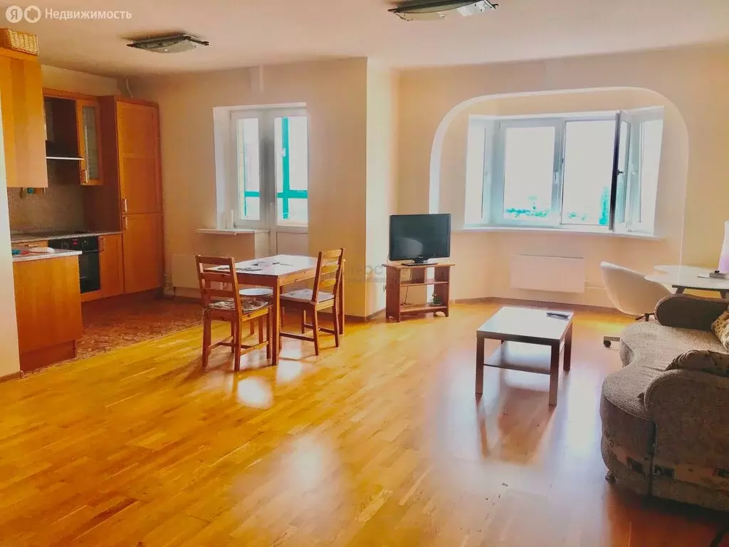 2-комнатная квартира: Путилково, Братцевская улица, 6 (60 м) - Фото 1