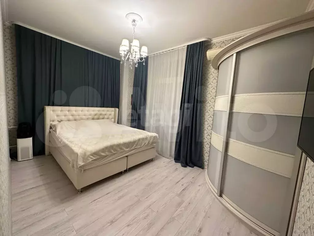 3-к. квартира, 106 м, 1/5 эт. - Фото 0