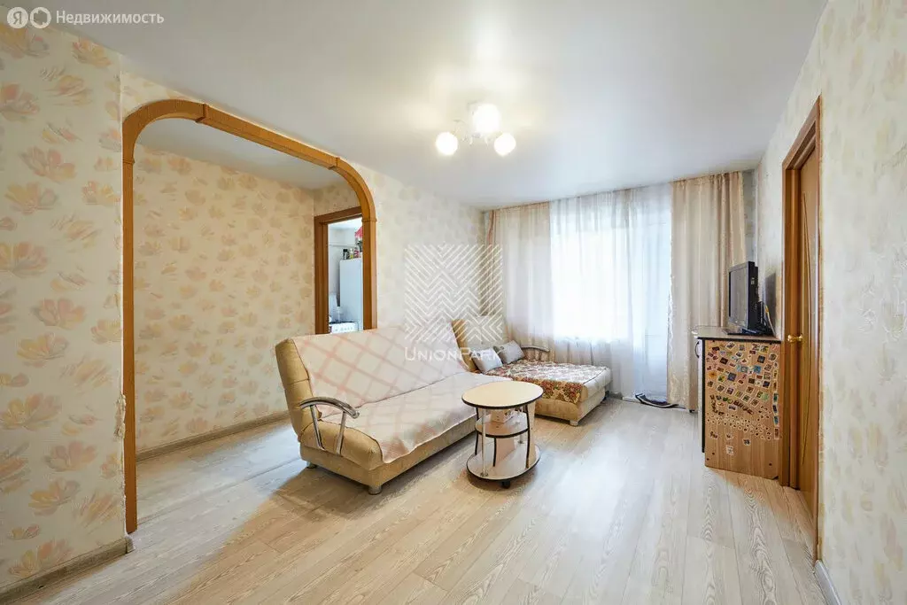 2-комнатная квартира: Челябинск, проспект Победы, 184А (41.8 м) - Фото 0