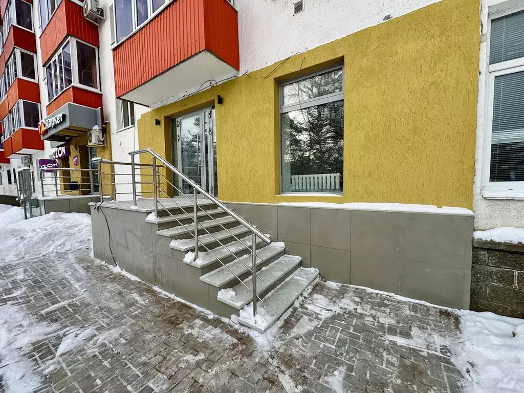 Торговая площадь в Башкортостан, Уфа ул. Заки Валиди, 7 (56 м) - Фото 1