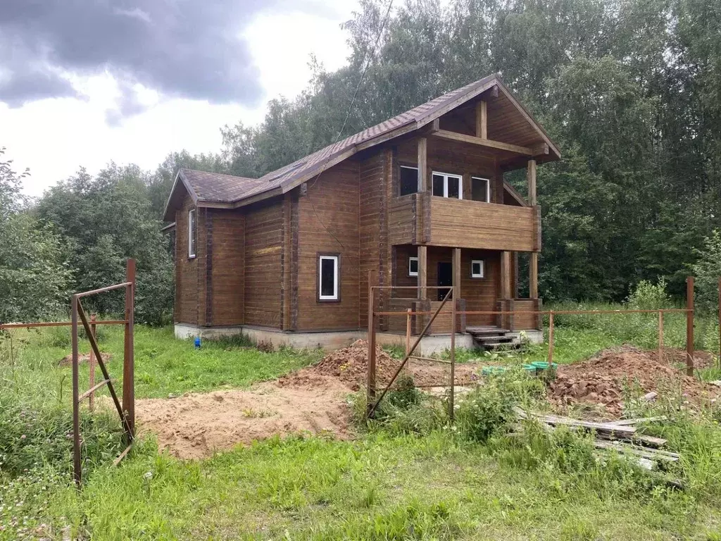 Дом в Владимирская область, Александровский район, д. Зезевитово  (240 ... - Фото 1