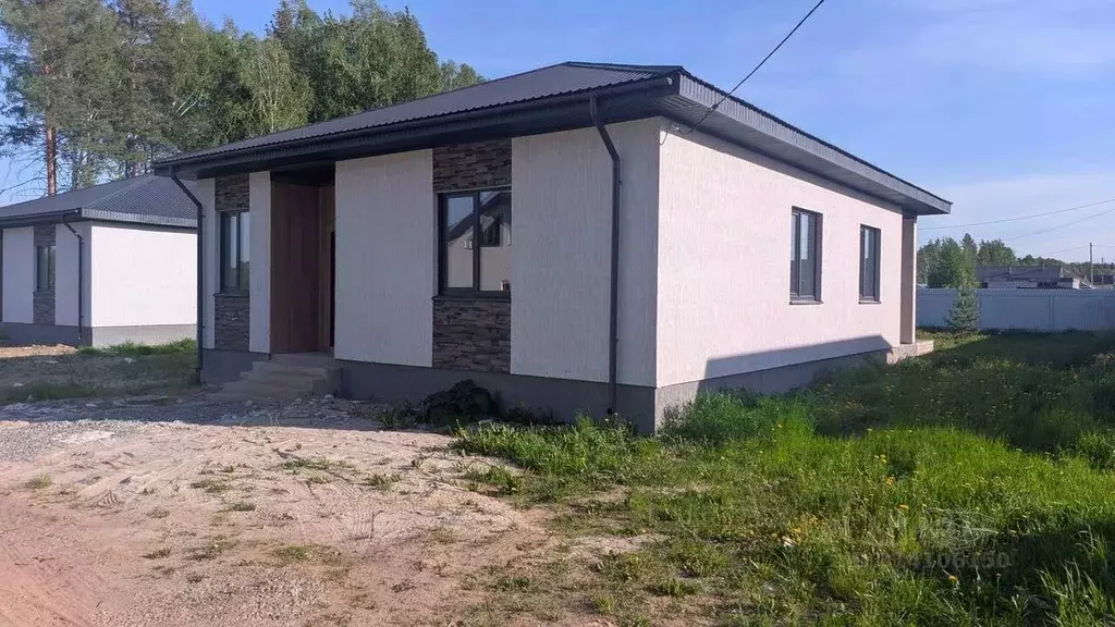 Дом в Свердловская область, Полевской муниципальный округ, с. ... - Фото 0