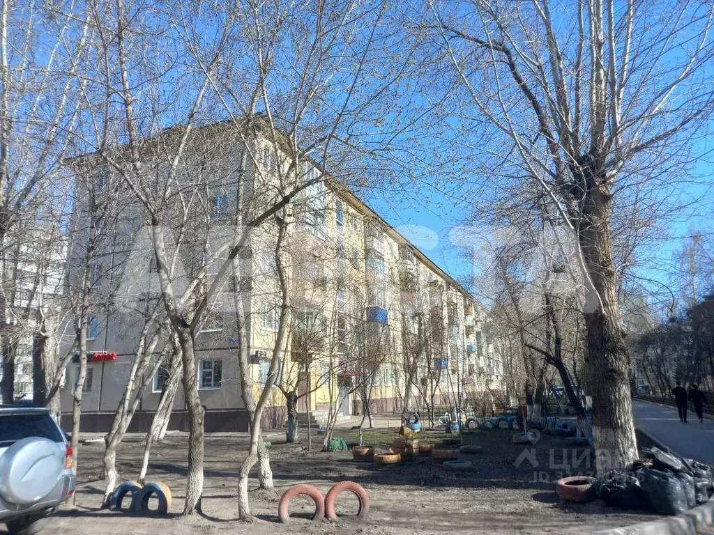 3-к кв. Омская область, Омск Городок Нефтяников мкр, ул. Энергетиков, ... - Фото 0