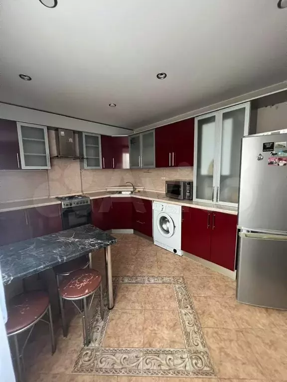 1-к. квартира, 51 м, 4/10 эт. - Фото 0