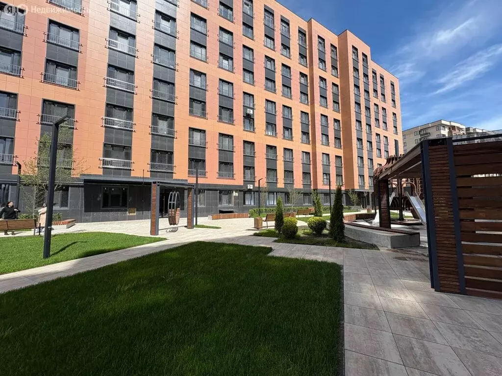 1-комнатная квартира: Владикавказ, улица Курсантов-Кировцев, 4А (42 м) - Фото 1