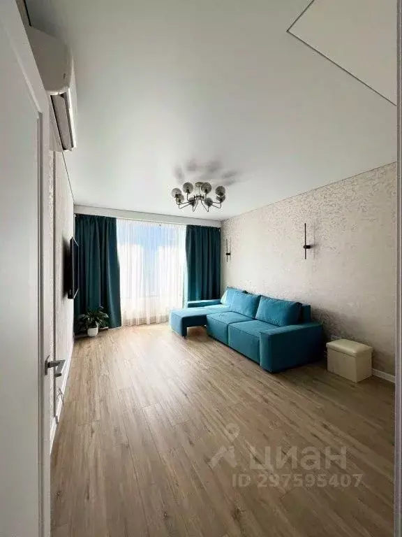 1-к кв. Татарстан, Казань Шоссейная ул., 57 (56.0 м) - Фото 0