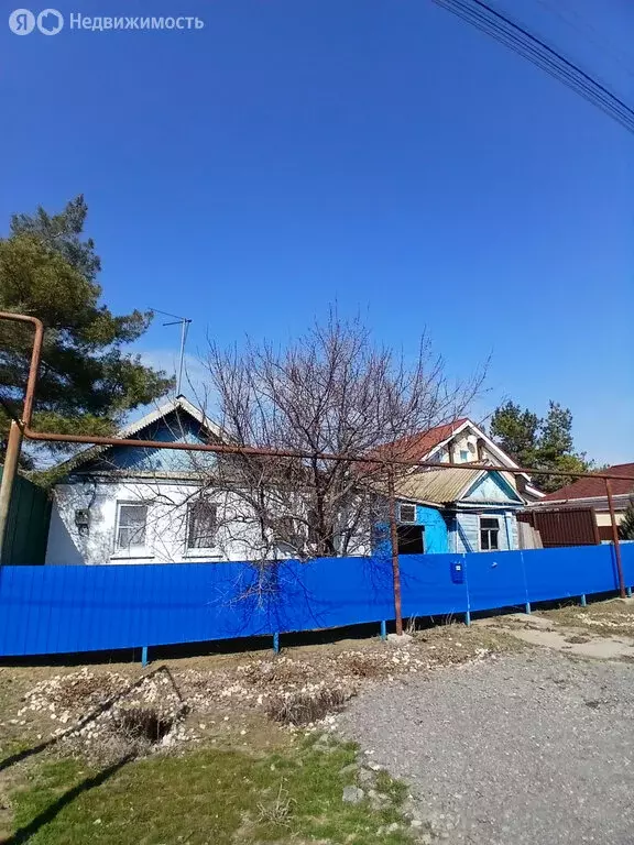 Дом в Волгоградская область, рабочий посёлок Средняя Ахтуба, ... - Фото 1