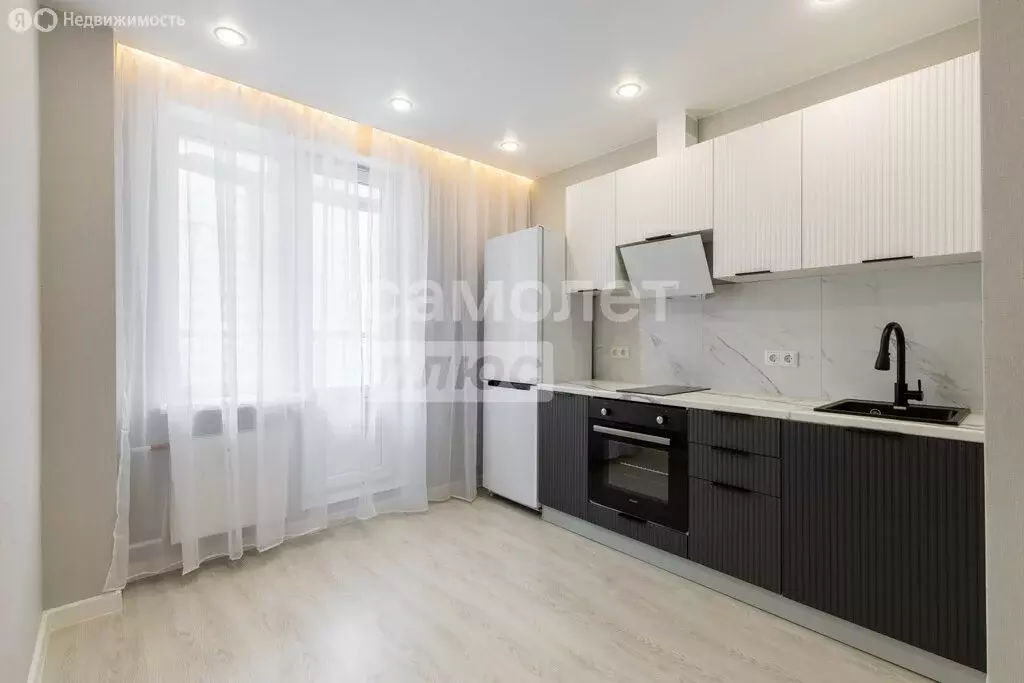 1-комнатная квартира: Мурино, улица Шувалова, 18/8 (35 м) - Фото 0