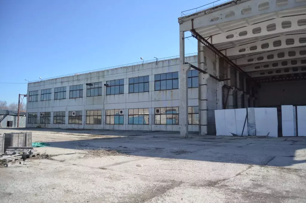 Помещение свободного назначения в Самарская область, Тольятти ул. ... - Фото 0