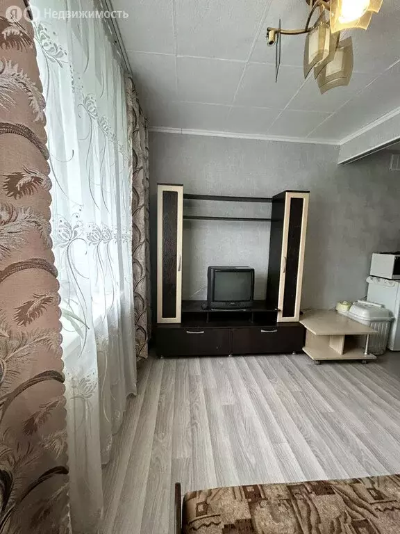 Квартира-студия: Челябинск, улица Энергетиков, 3 (12.6 м) - Фото 1