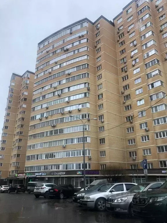 3-к кв. Московская область, Долгопрудный Набережная ул., 29к1 (77.9 м) - Фото 0