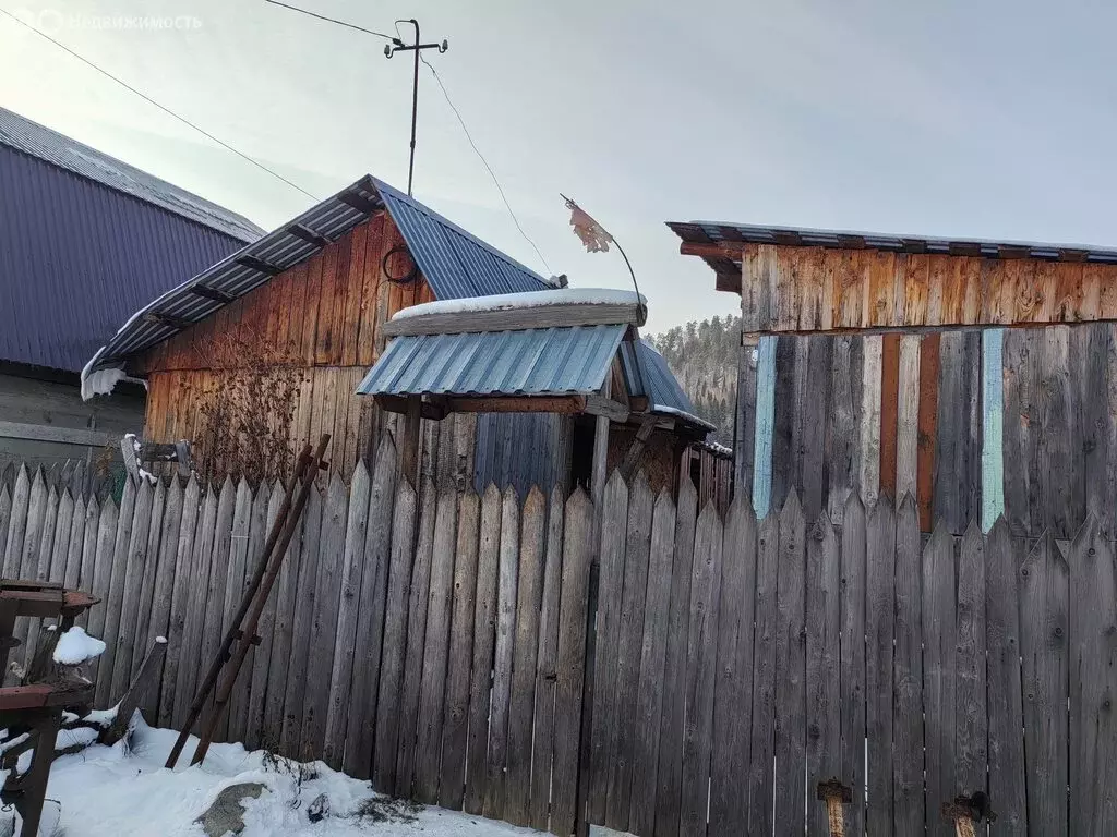 Дом в Турочак, Покровская улица (21 м) - Фото 1