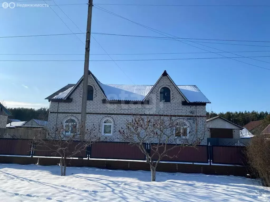 Дом в Брянская область, Жуковский муниципальный округ, деревня Мосток, ... - Фото 0