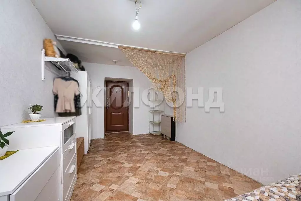 Комната Новосибирская область, Новосибирск ул. Королева, 14/1 (15.8 м) - Фото 1
