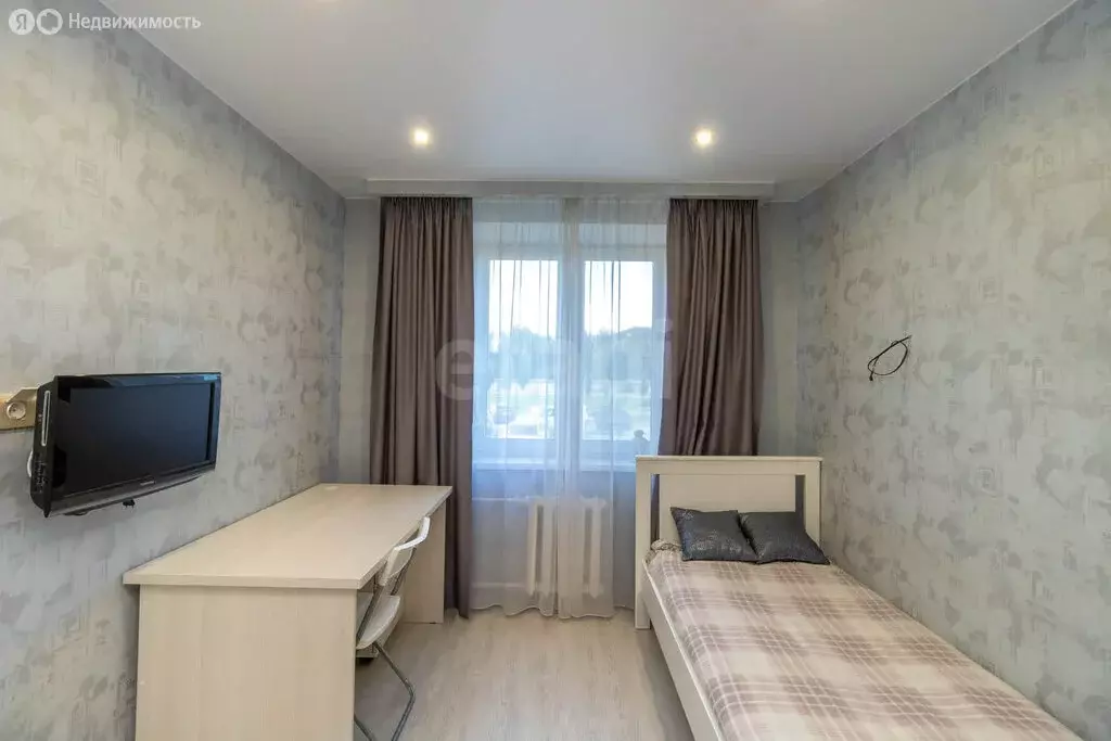 3-комнатная квартира: Тюмень, Солнечный проезд, 22 (81.5 м) - Фото 2