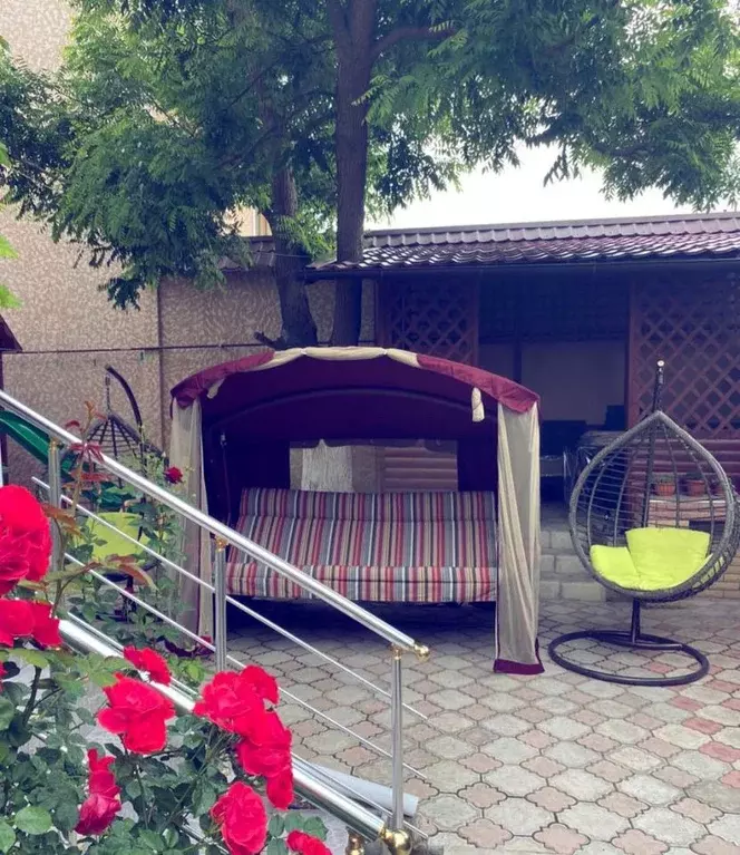 Дом в Крым, Евпатория ул. Средняя, 67 (200 м) - Фото 1