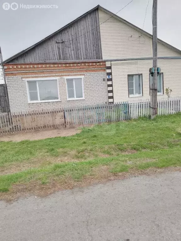 Дом в Тюменская область, Ишимский муниципальный округ, село ... - Фото 1