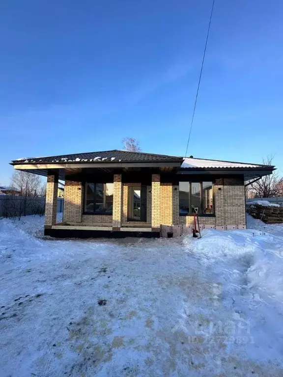 Дом в Красноярский край, Емельяновский район, пос. Солонцы  (80 м) - Фото 0