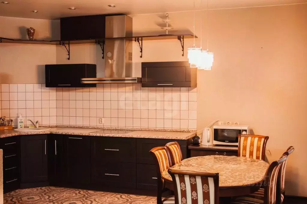 3-к кв. Новосибирская область, Новосибирск ул. Орджоникидзе, 30 (95.7 ... - Фото 1