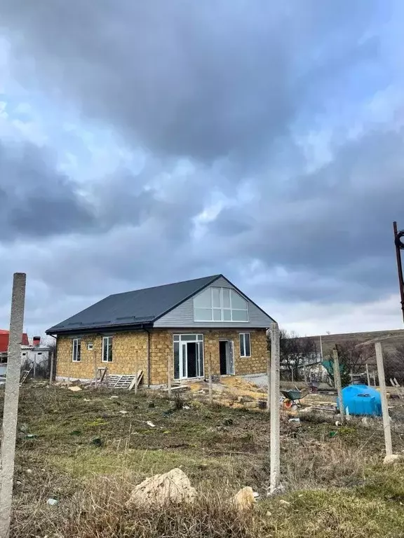 Дом в Крым, Симферопольский район, Перовское с/пос, Новозбурьевка ... - Фото 2