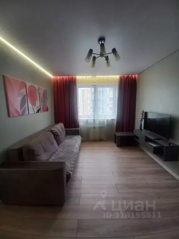 2-к кв. Свердловская область, Ревда ул. Интернационалистов, 44/6 (37.0 ... - Фото 0