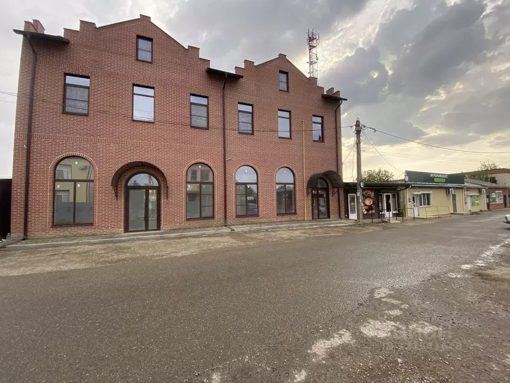 Помещение свободного назначения в Краснодарский край, Кореновский ... - Фото 0