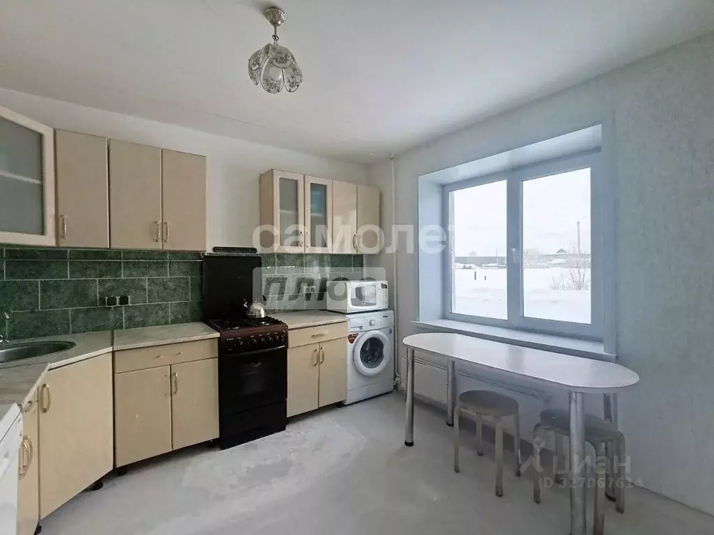 4-к кв. Свердловская область, Артемовский ул. Мира, 29 (71.0 м) - Фото 2