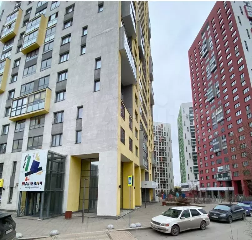 1-к. квартира, 40,8 м, 6/33 эт. - Фото 0