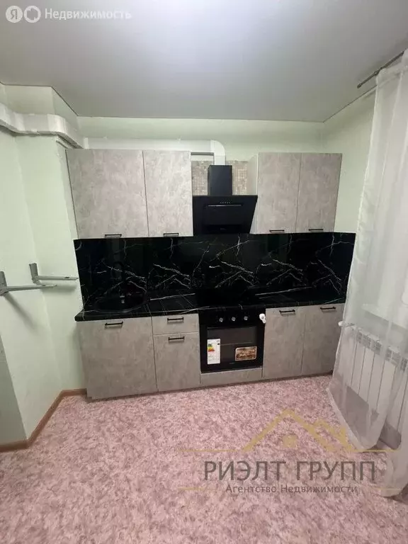 1-комнатная квартира: Казань, улица Мустая Карима, 3 (42 м) - Фото 2