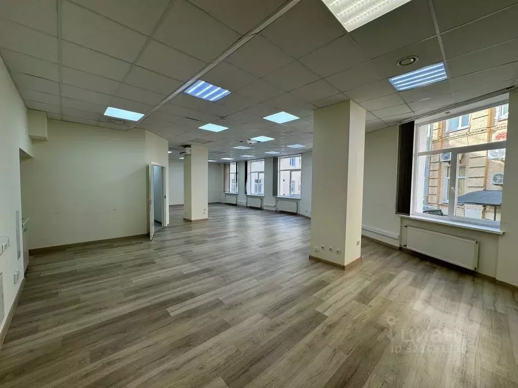 Офис в Санкт-Петербург Воронежская ул., 5 (588 м) - Фото 1