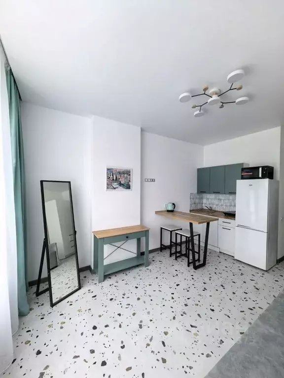 Студия Тюменская область, Тюмень ул. Василия Подшибякина, 11 (20.0 м) - Фото 2