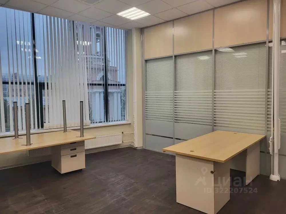 Помещение свободного назначения в Калужская область, Калуга ул. ... - Фото 1