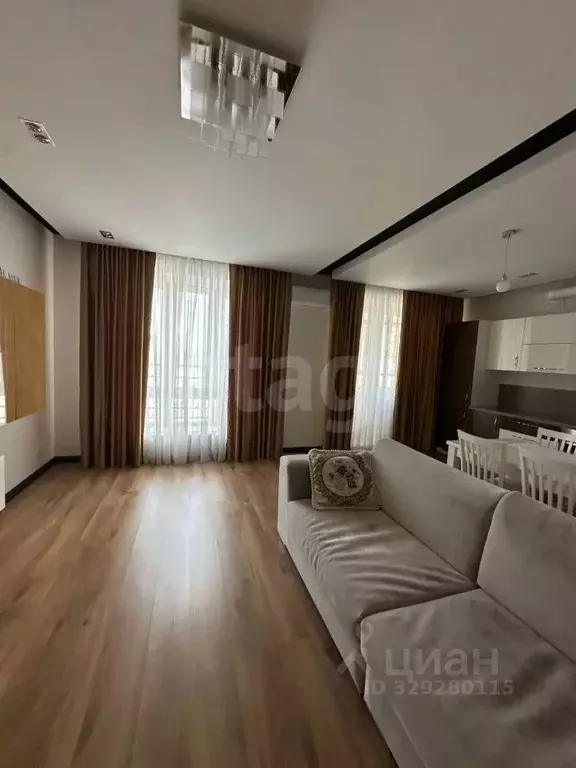 3-к кв. Татарстан, Казань ул. Баки Урманче, 7 (90.0 м) - Фото 1