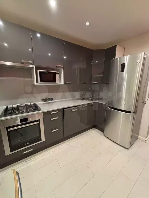 2-к. квартира, 46,8 м, 1/9 эт. - Фото 0