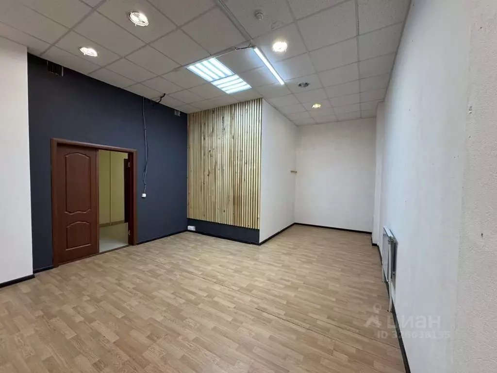 Помещение свободного назначения в Свердловская область, Екатеринбург ... - Фото 2