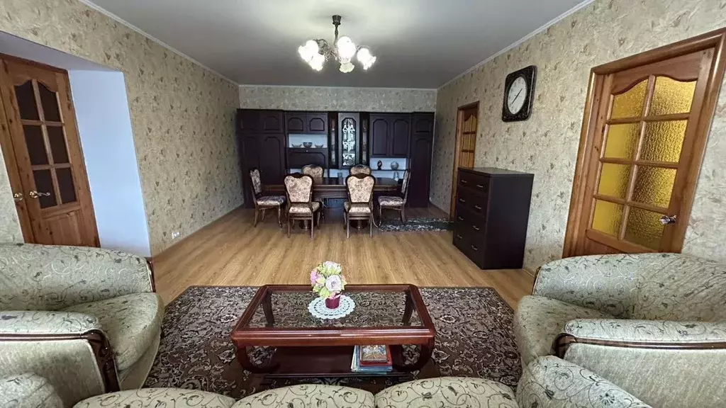 Дом в Оренбургская область, Оренбург Южный мкр, ул. Томская (110 м) - Фото 1