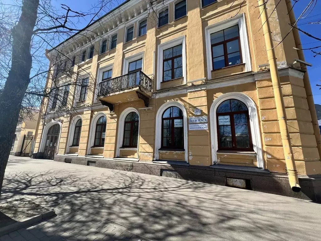 Офис в Санкт-Петербург, Санкт-Петербург, Кронштадт просп. Ленина, 21/2 ... - Фото 1