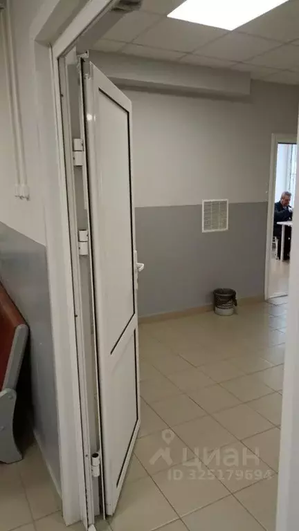 Помещение свободного назначения в Иркутская область, Усть-Илимск ул. ... - Фото 2